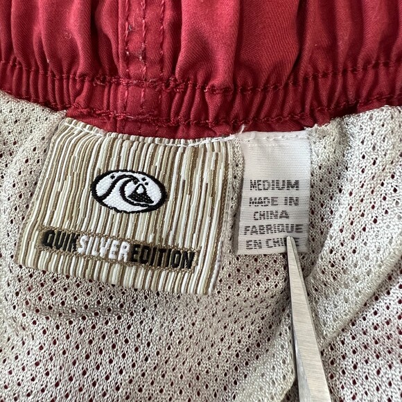 Quiksilver Edition Red Floral Lined Swim Trunks - Men's Size Medium - Picture 6 of 12